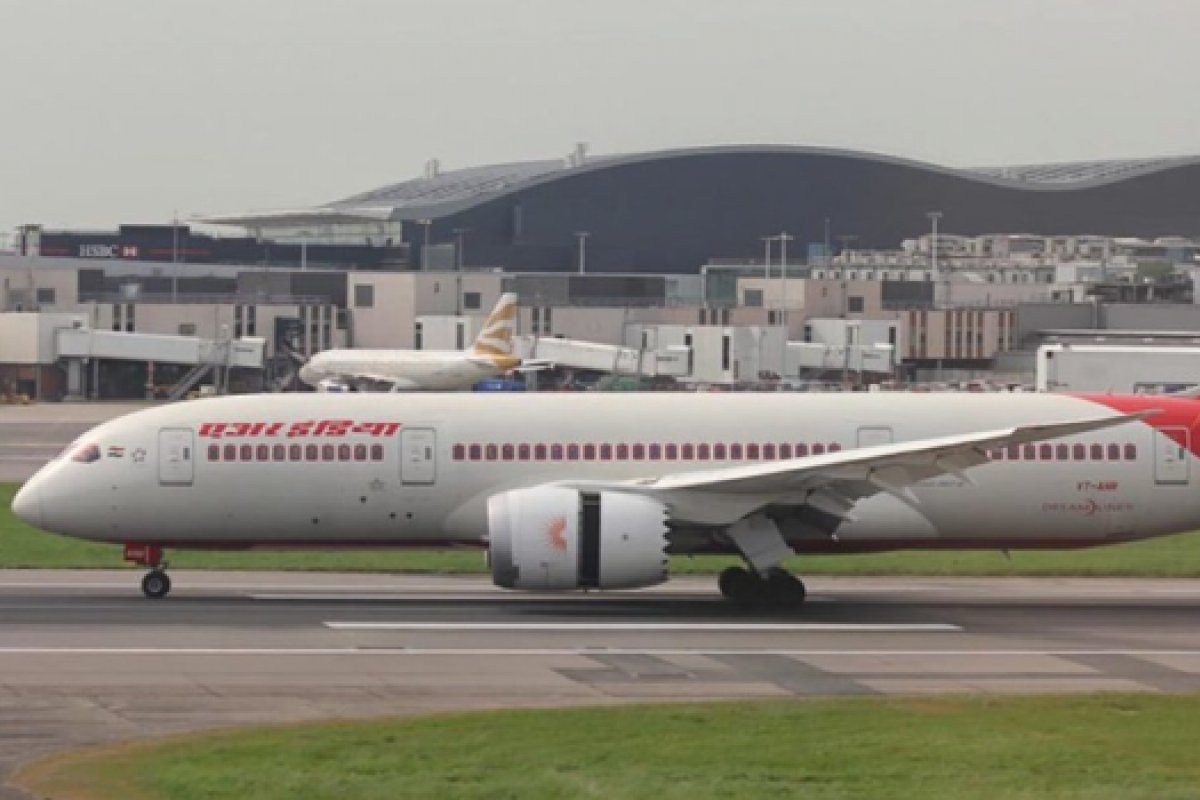 Investigação aponta corte no fornecimento de combustível antes de queda de avião da Air India