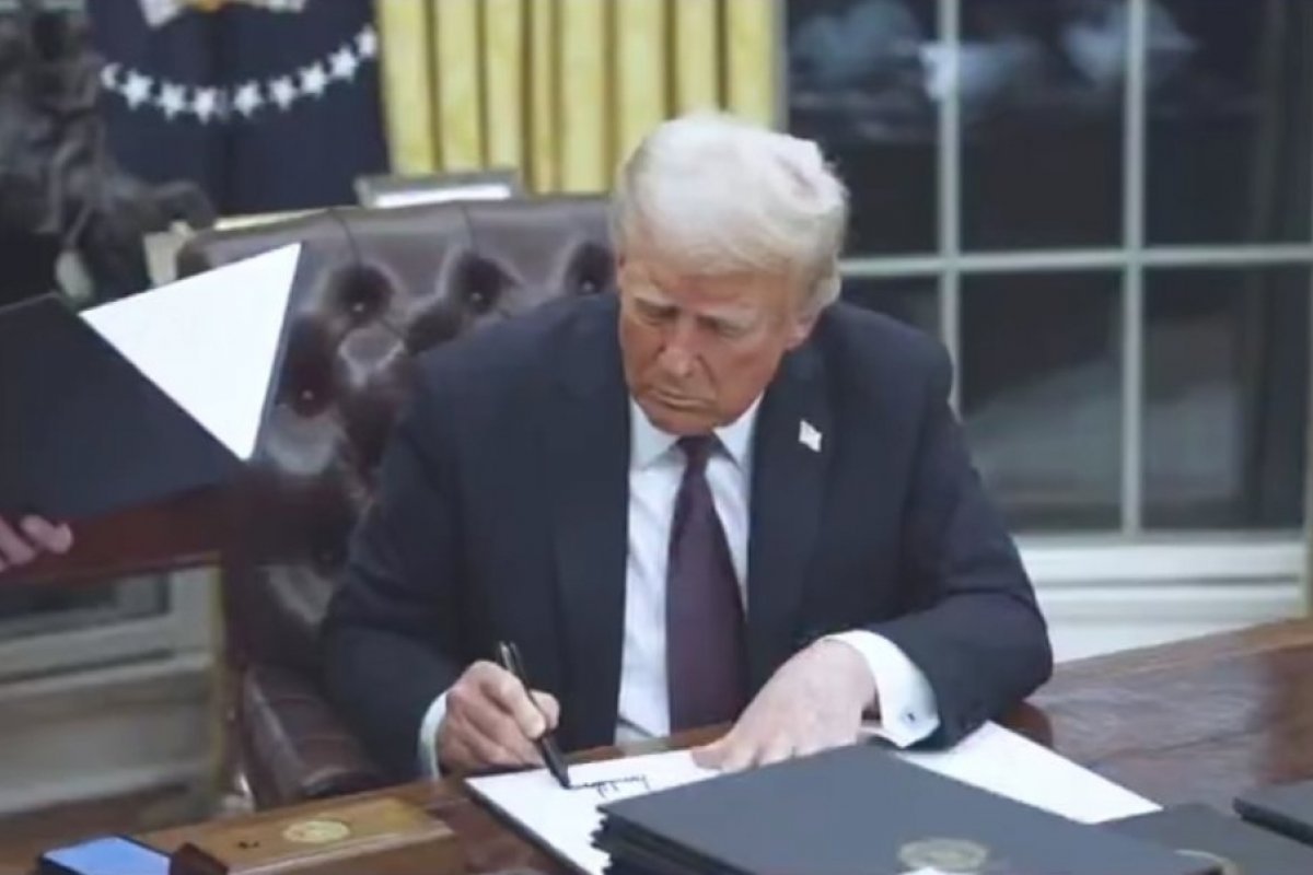 Tarifaço: Trump anuncia taxas de 30% sobre importações do México e da União Europeia