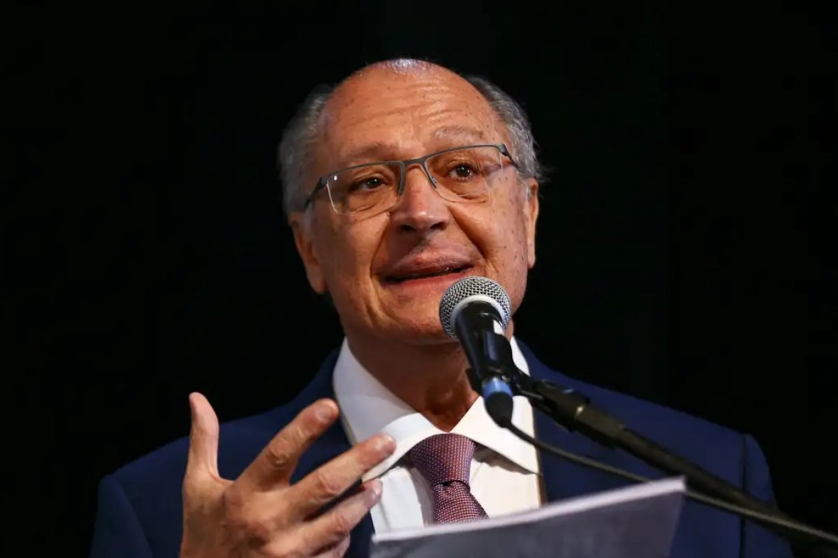 Alckmin assumirá coordenação de grupo empresarial para resposta à tarifa de Trump