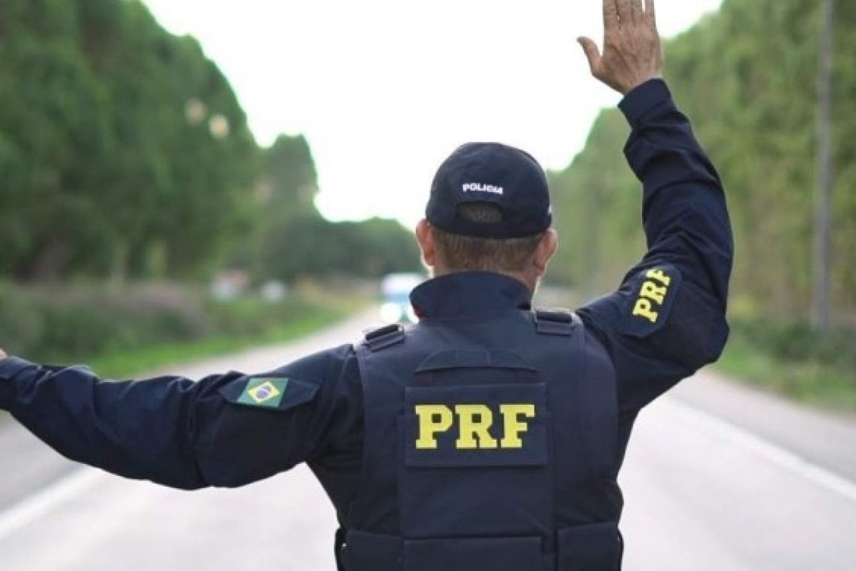 Passageiro de ônibus é preso com droga escondida dentro de uma mala no sul da Bahia