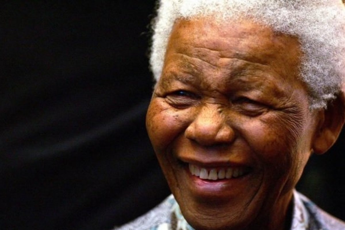 Nelson Mandela: 30 anos de libertação e uma nova África do Sul