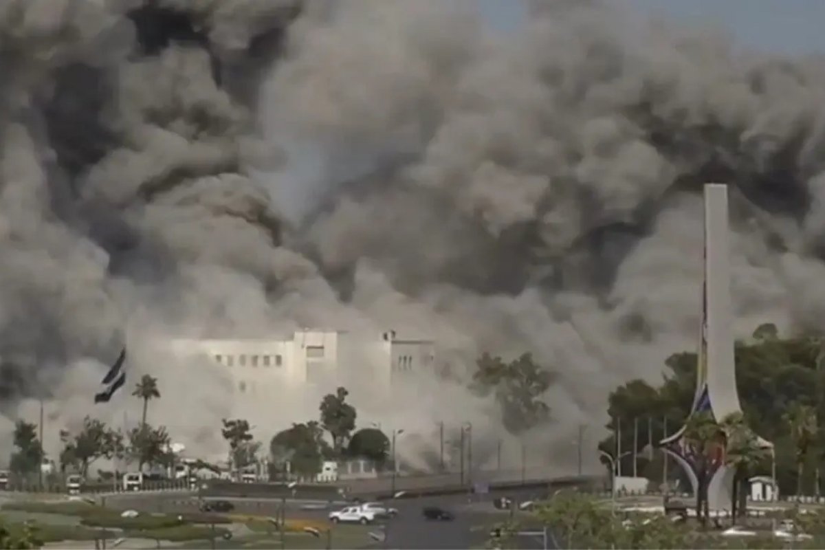 Vídeo: Israel bombardeia Ministério da Defesa da Síria em Damasco