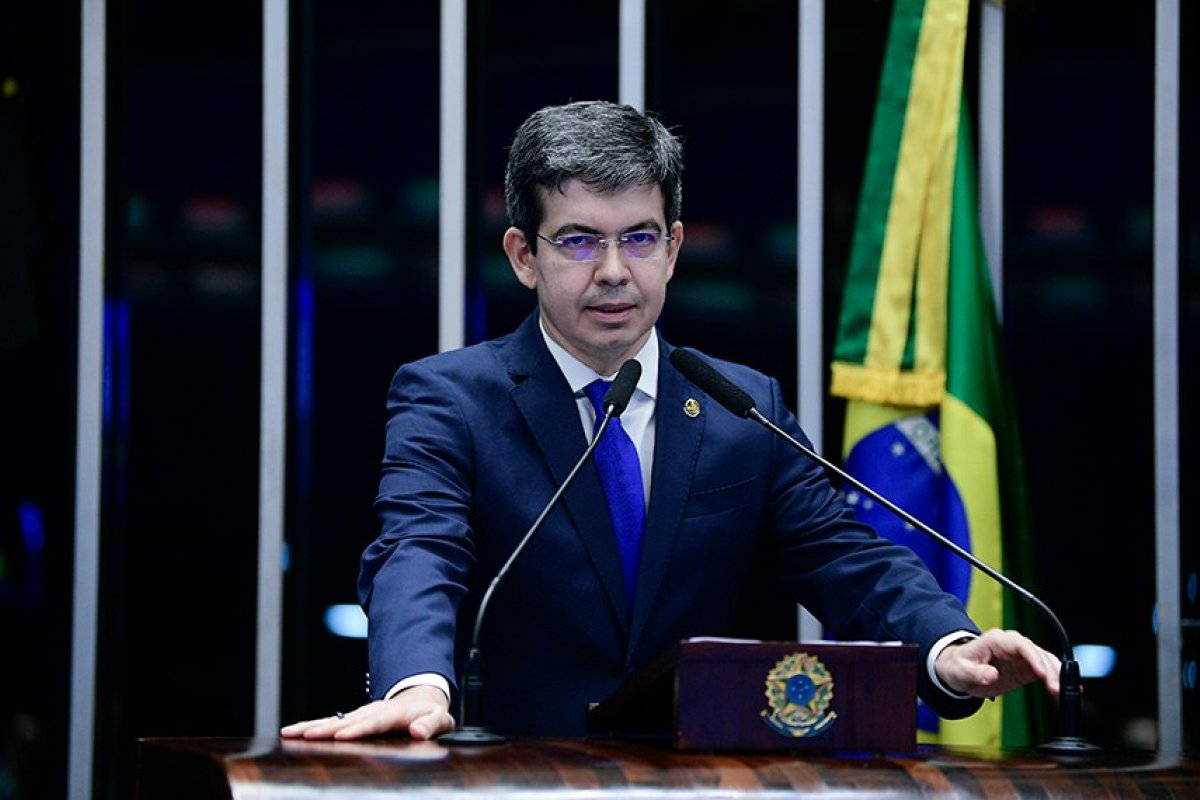 Representante dos Estados Unidos procura líder do governo Lula no Congresso após tarifaço