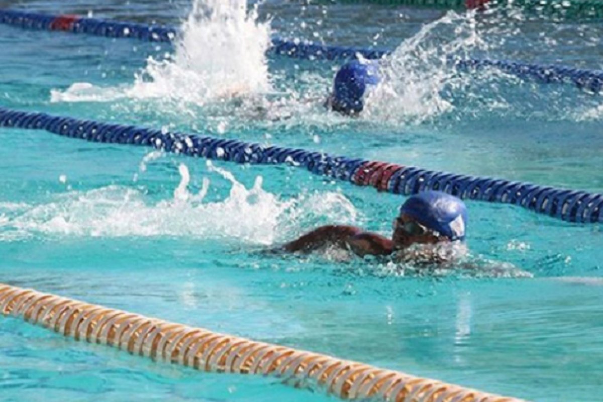 Vagas gratuitas para natação e hidroginástica são ofertadas em Salvador