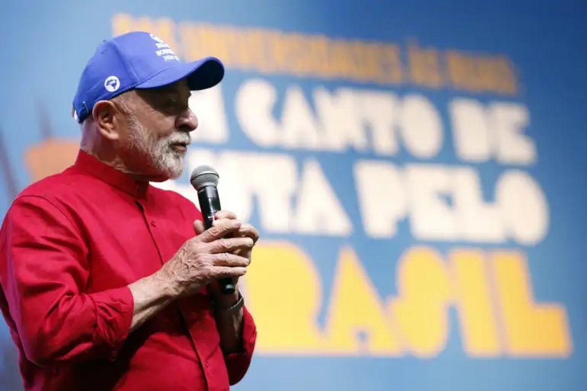 Vídeo: Lula chama Bolsonaro de 'falso patriota' e diz que ex-presidente será responsabilizado por mortes na pandemia