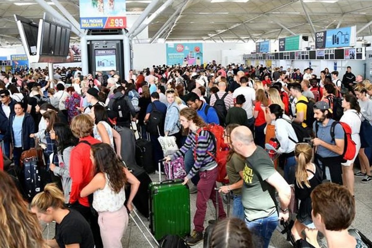 Aeroportos do Brasil devem receber 1,36 milhão de passageiros no carnaval