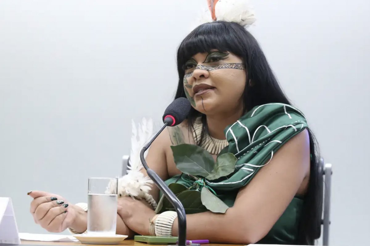 Célia Xakriabá acionará MP e Conselho de Ética contra Kim Kataguiri: 'violência política de gênero e racismo'