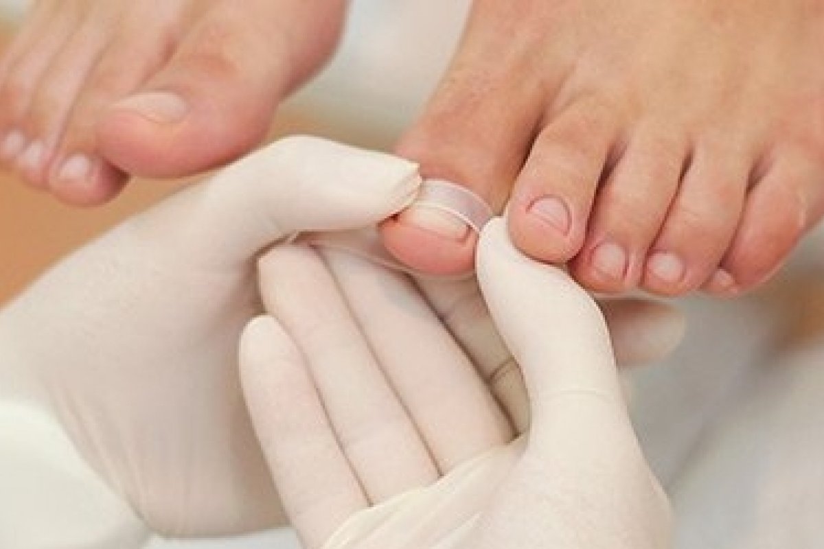 Vagas para podólogo, barbeiro e eletrotécnico são ofertadas nesta nesta terça (18) em Salvador