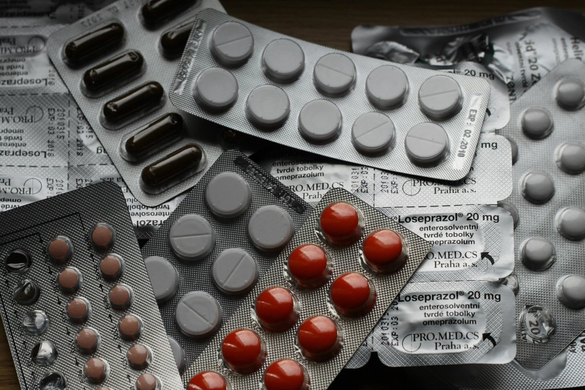 Novo medicamento que previne HIV pode ser mil vezes mais barato na versão genérica, diz estudo