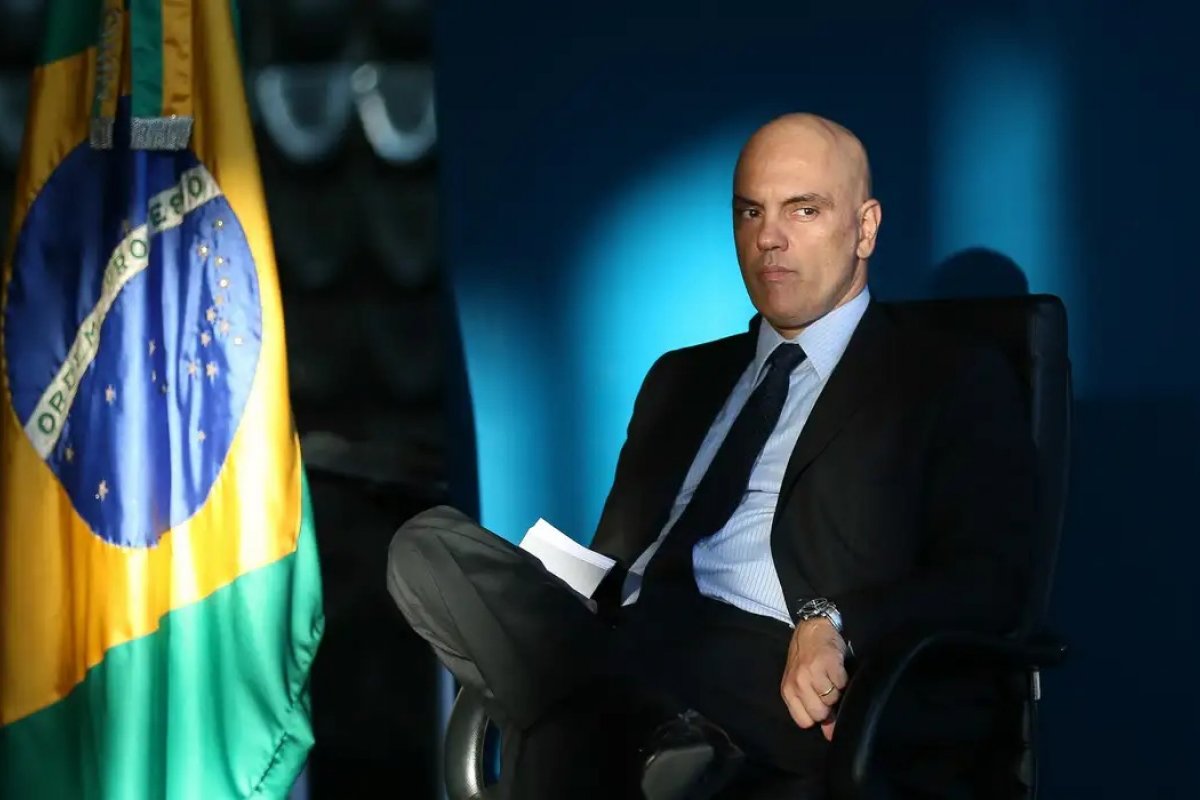 Moraes suspende cobrança retroativa do IOF