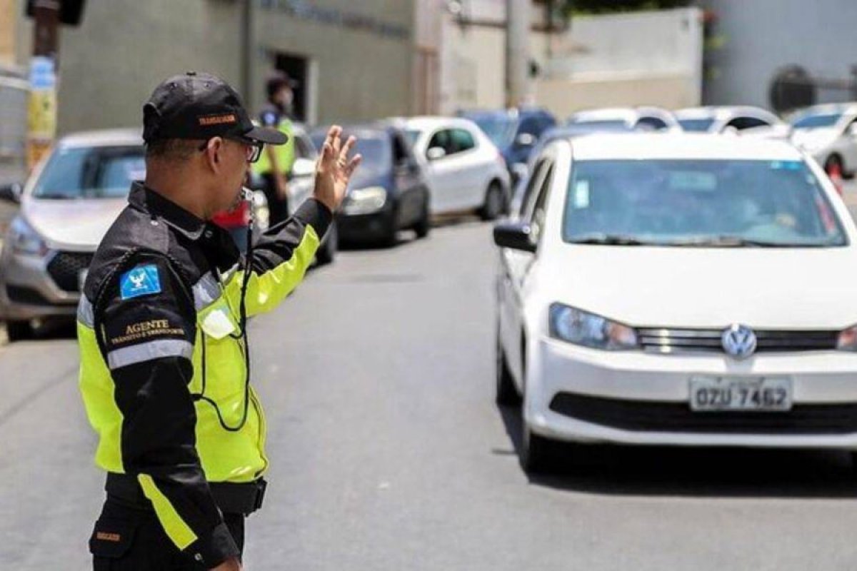 Transalvador realiza leilão online com mais de 40 veículos; lances partem de R$ 100