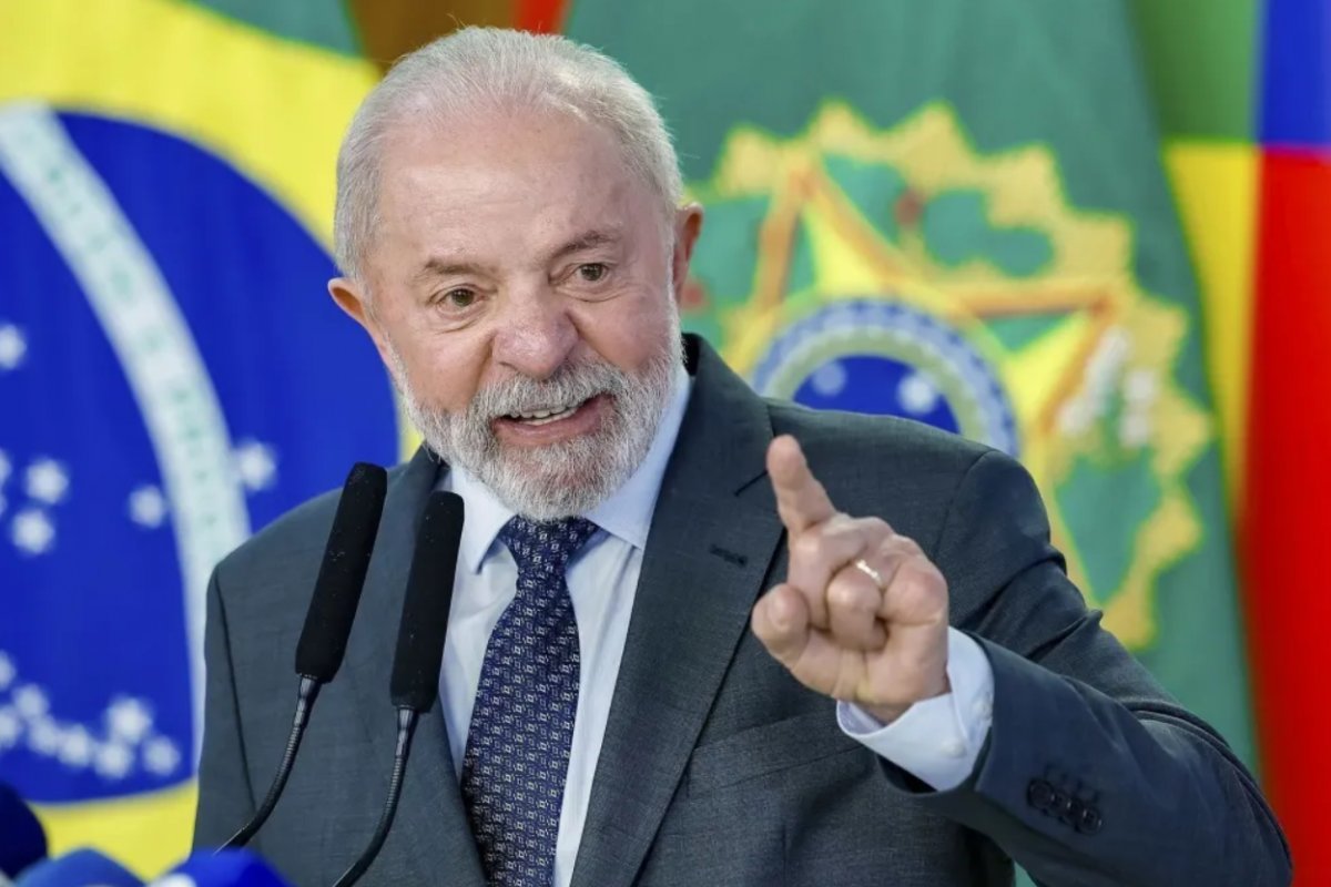 Lula condena revogação de vistos a ministros do STF e diz que ação é 'arbitrária e sem fundamento'