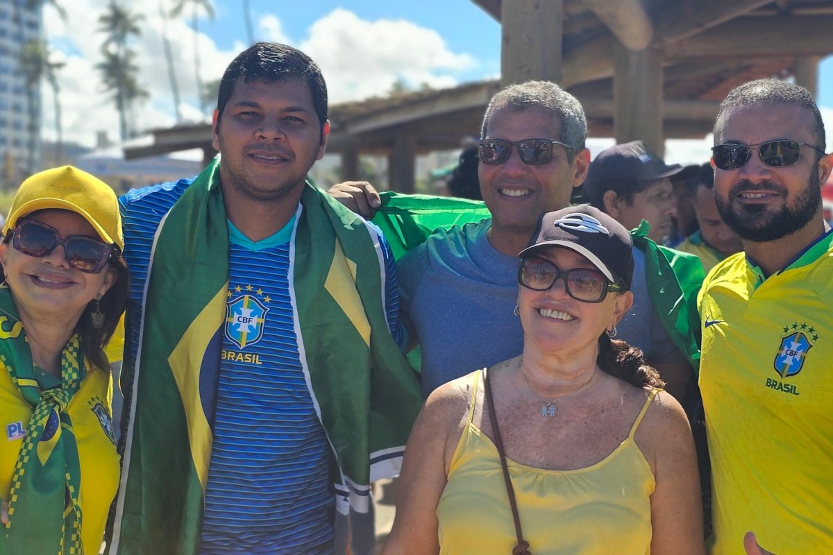 Capitão Alden critica governo Lula e decisões do STF durante manifestação em Salvador