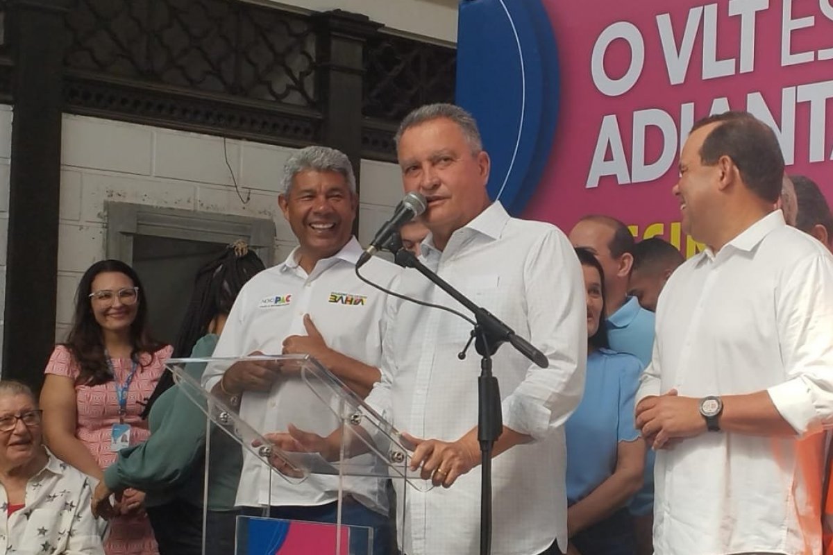 Rui Costa classifica como 'inadmissível' os EUA abrirem investigação contra 25 de Março e PIX