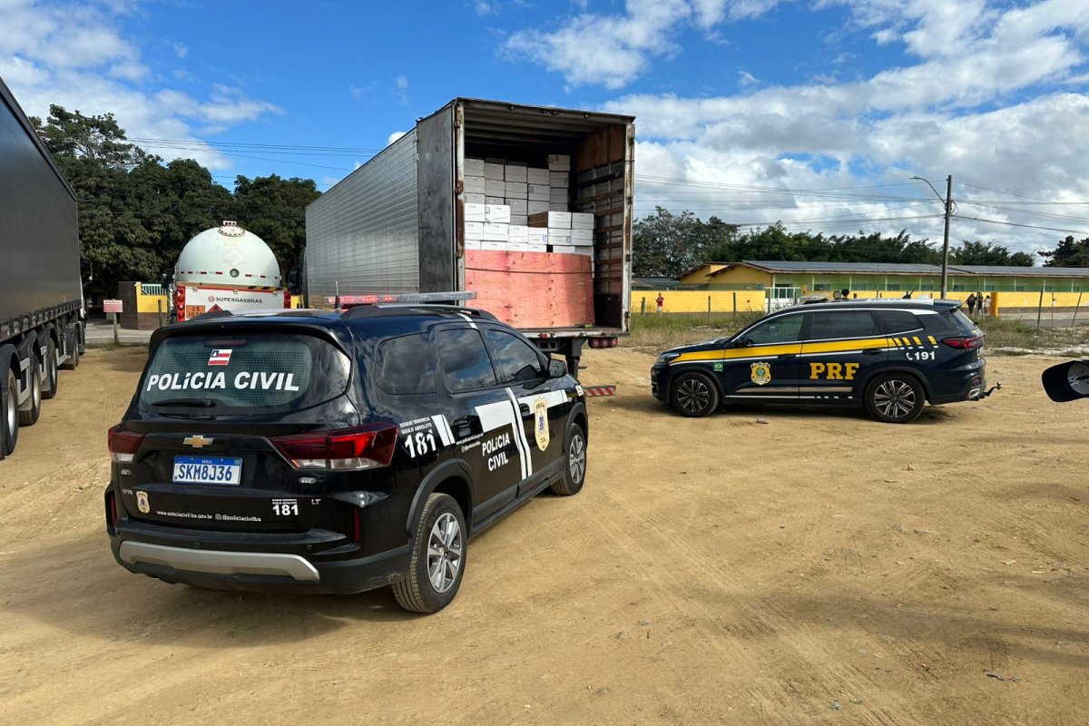 Polícia Civil e PRF recuperam carga roubada de ar condicionado avaliada em R$ 600 mil em Vitória da Conquista