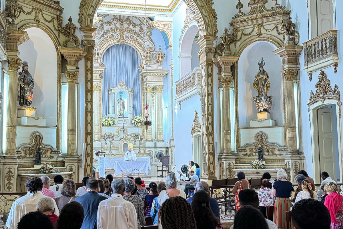 Casa Pia realiza missa honrosa pelo Dia dos Avós no sábado, 26 de julho!