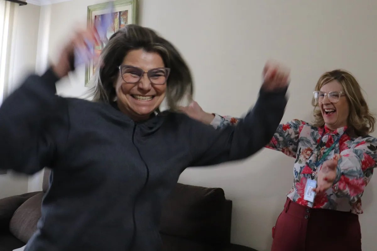 Mulher recusa diversas ligações sem saber que se tratava de prêmio de R$ 100 mil; moradora pensava que era golpe