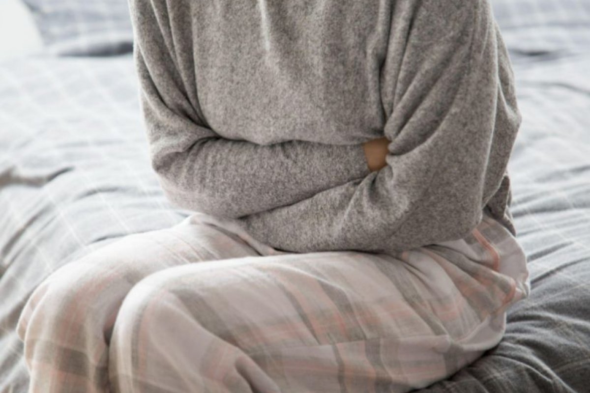 Endometriose pode começar na adolescência e levar anos para ser diagnosticada, alerta ginecologista! 