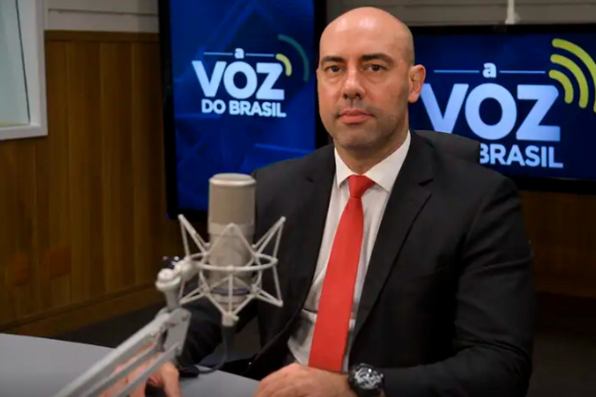 Ex-diretor do MJ afirma que Anderson Torres tentou criar uma nova operação antes 2º turno das eleições de 2022