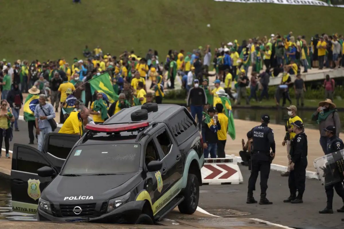 Delegado da PF nega omissão no 8 de janeiro: "Não sei por que a PM não cumpriu nada que foi estabelecido"