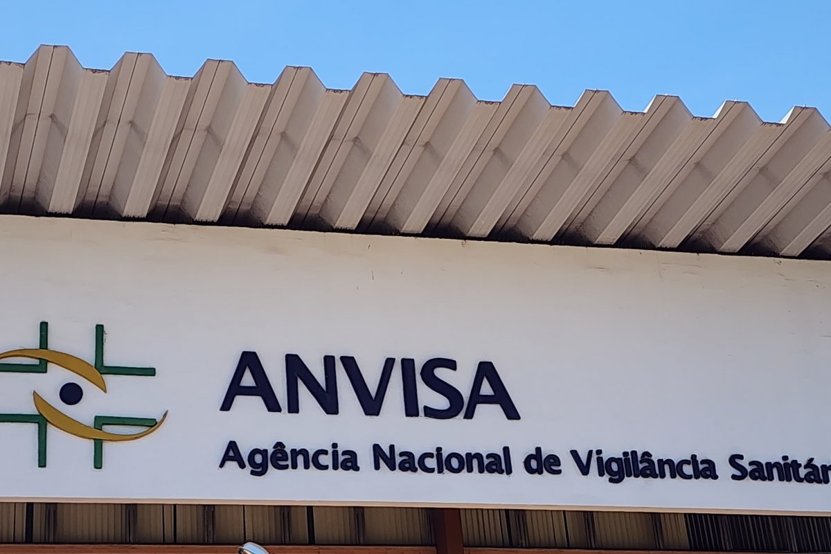 Anvisa suspende venda e consumo de lotes de suplemento com Ômega 3 e Vitamina D