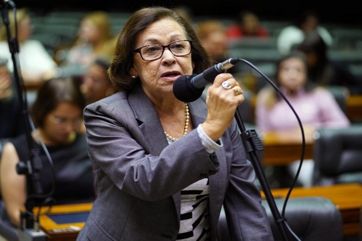 Lídice da Mata repudia agressão a repórter e defende liberdade de imprensa: ‘Está na Constituição’