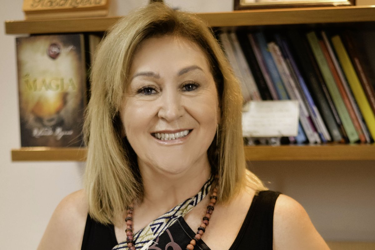 Entre o silêncio e o desejo: autora reflete sobre os limites da moralidade nos relacionamentos! 