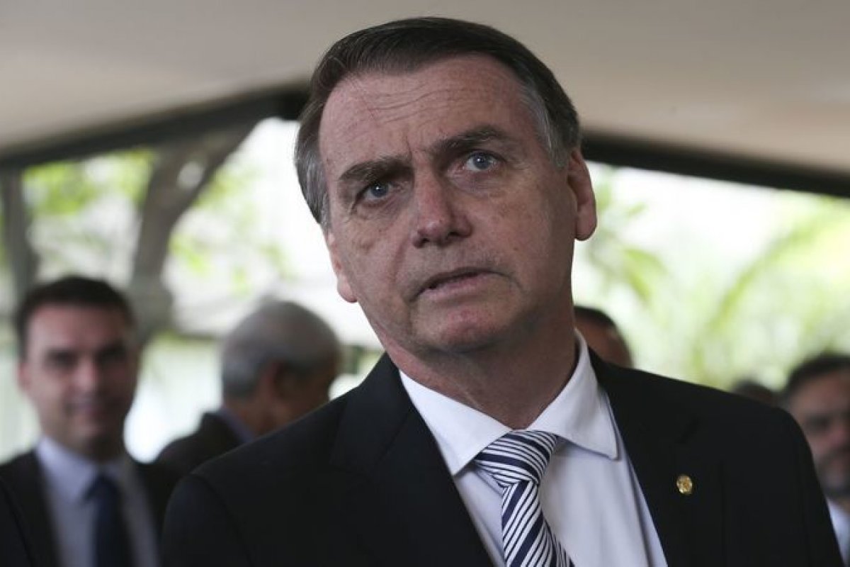 Bolsonaro diz que vai pedir perícia independente no caso de miliciano na Bahia