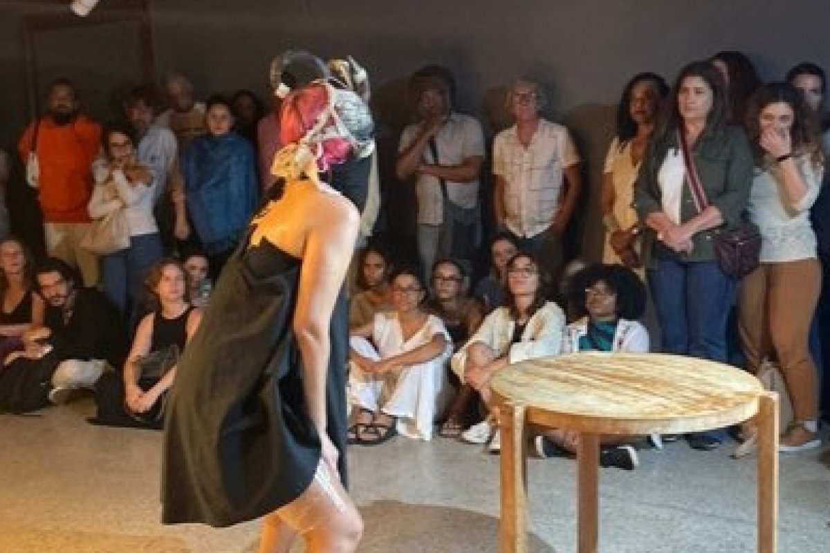 Primeira mostra pública do projeto LIBRETOS, do Mestrado de Dança da UFBA, ganha a atenção do público e anuncia o próximo evento!