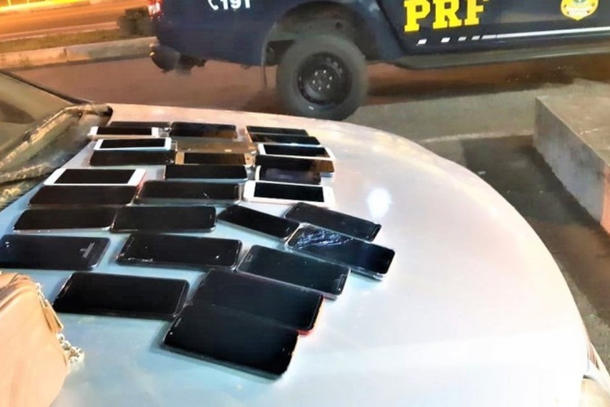 PRF prende quatro pessoas durante abordagem na BR-116, em Milagres