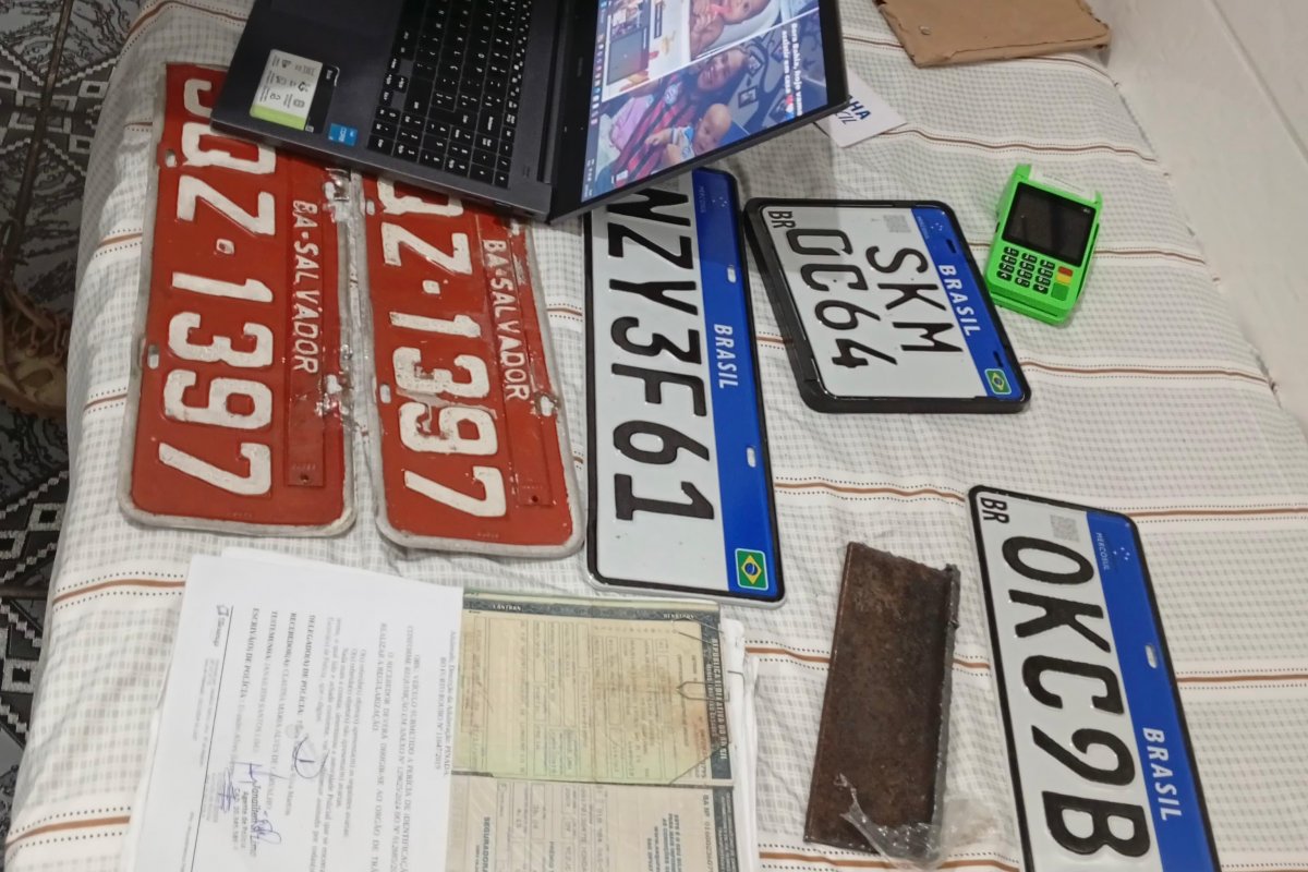 Operação mira organização criminosa especialista em fraudes de transferências de veículos na Bahia