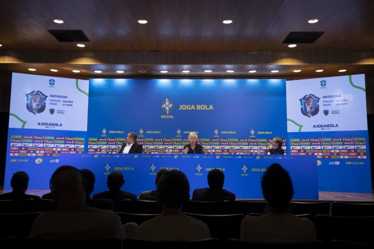 Pia Sundhage convoca Seleção Feminina para disputa do Torneio França