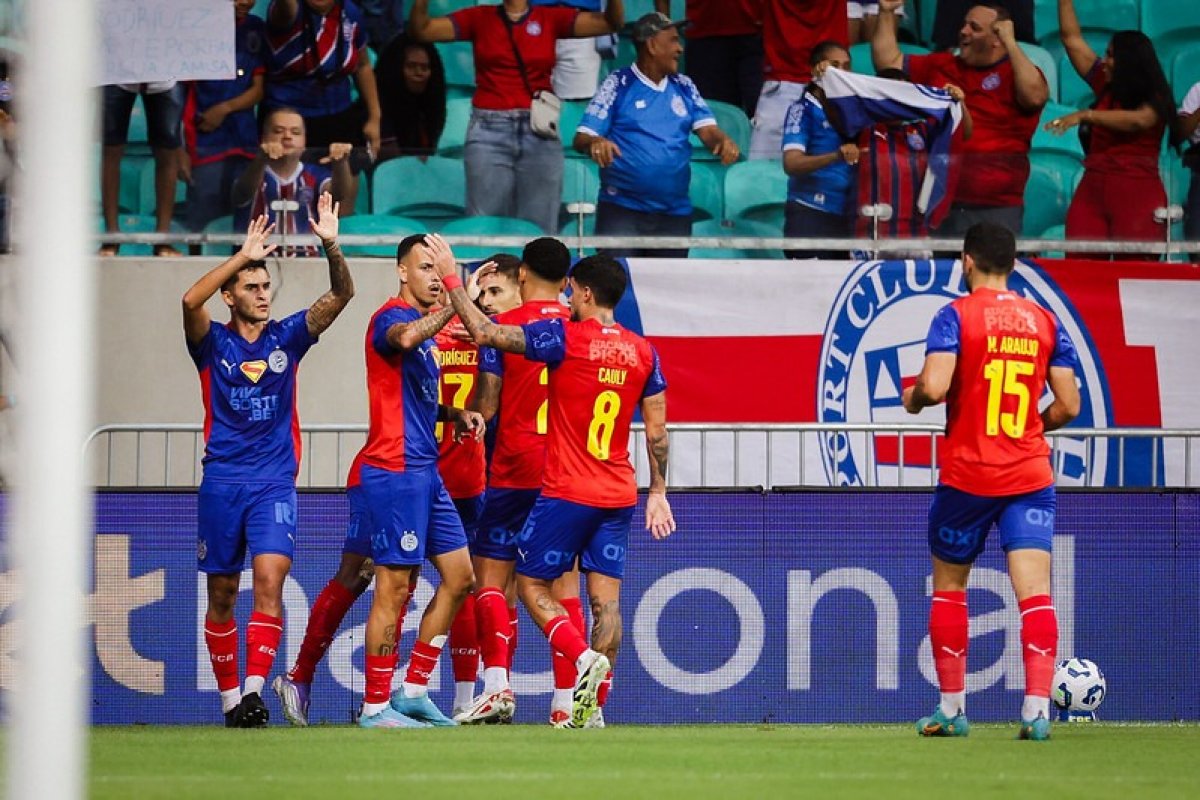 Vídeo: Bahia sofre susto no fim do jogo, mas vence Retrô pela ida das oitavas da Copa do Brasil