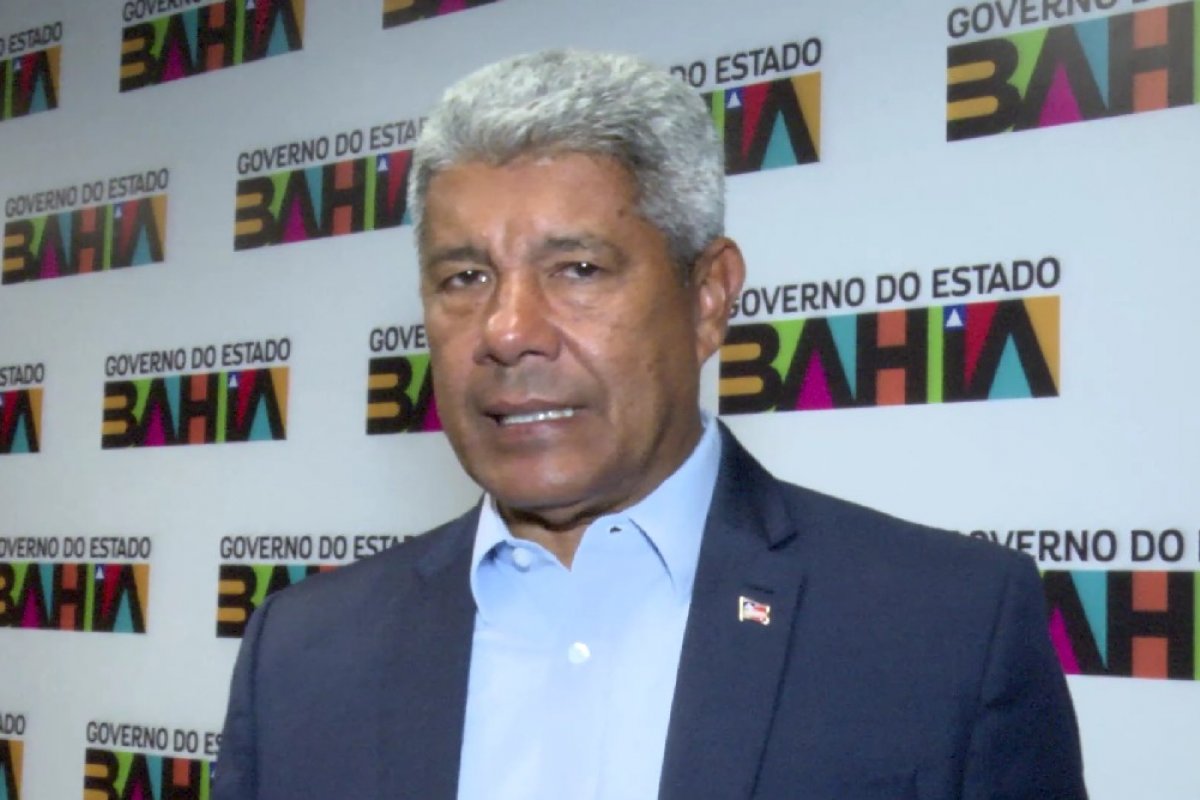 Vídeo: Jerônimo Rodrigues anuncia abertura de sede da Apex na Bahia como medida contra tarifaço de Trump