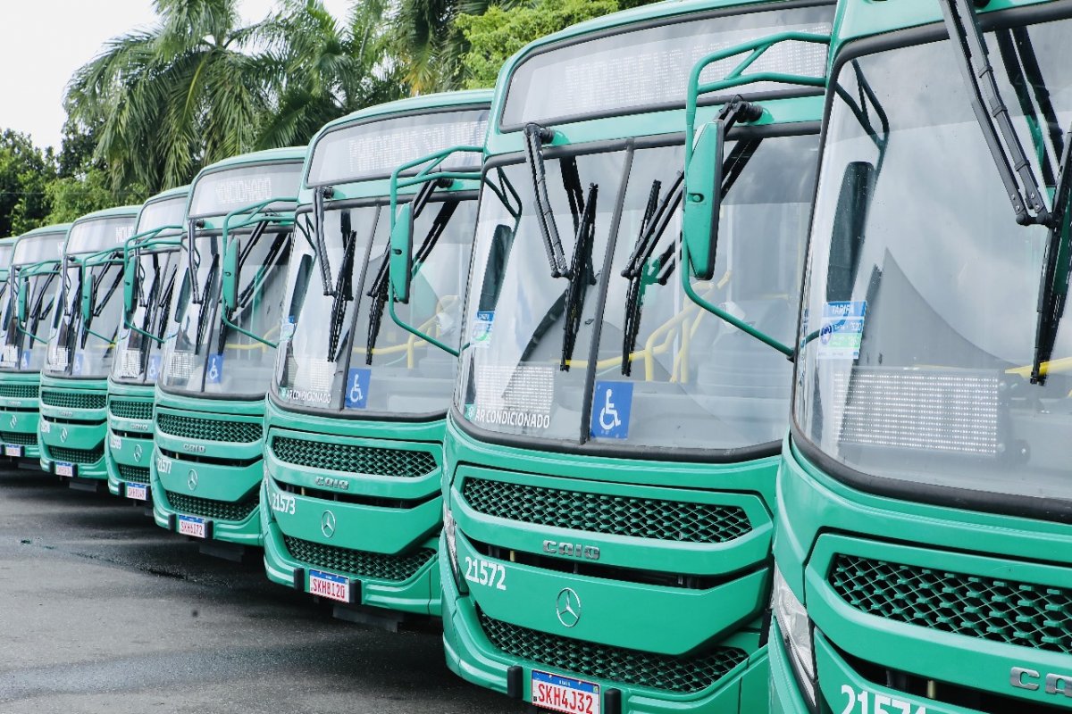 Linha de ônibus que atende a Cajazeiras XI ganha novos horários de atendimento noturno