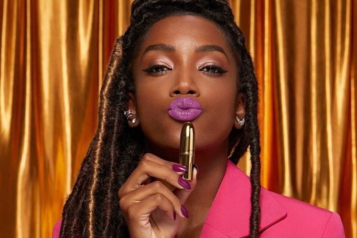 Iza lança batom especial para a pele negra
