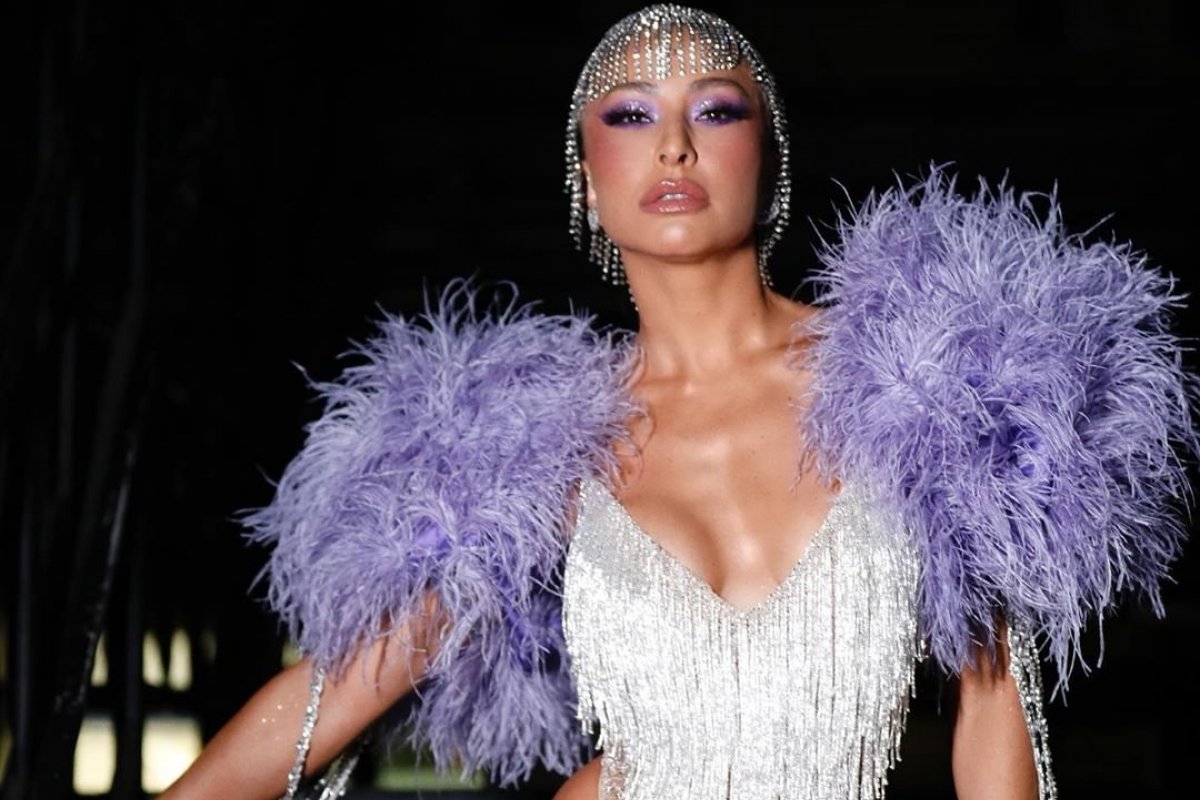 Confira as fantasias de pré-Carnaval das famosas