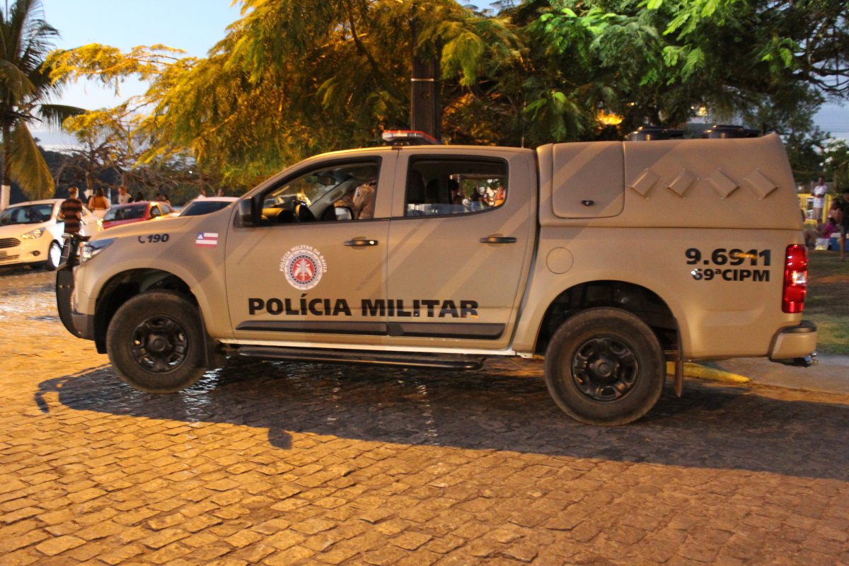 Criança é atropelada no Retiro por suspeitos armados durante perseguição policial