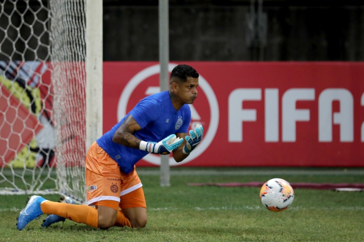 Para voltar a vencer na Copa do Nordeste, Bahia encara CSA em Maceió