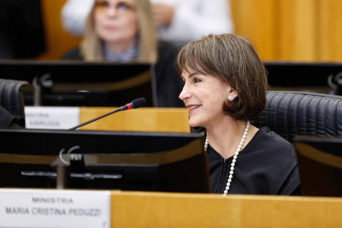 Primeira mulher a ser presidente do TST toma posse nesta quarta (19)