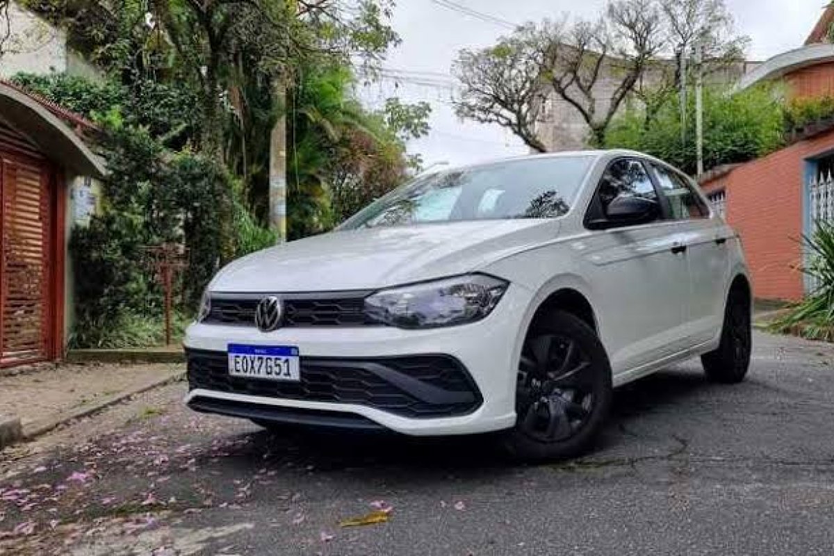 Polo vendeu 12,9 mil unidades em um mês: veja lista dos mais vendidos