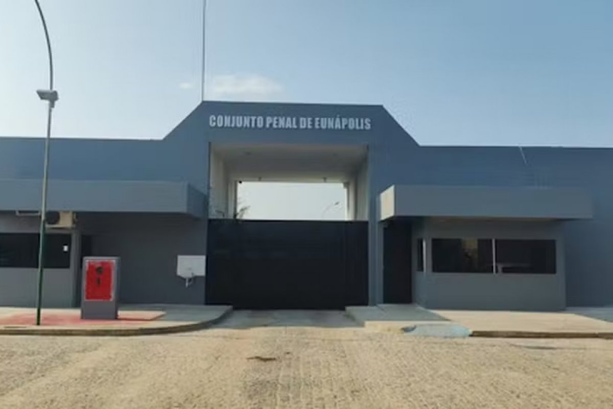 Principal suspeito de atentado contra diretor do presídio de Eunápolis é preso; homem também atuou na fuga de 16 detentos