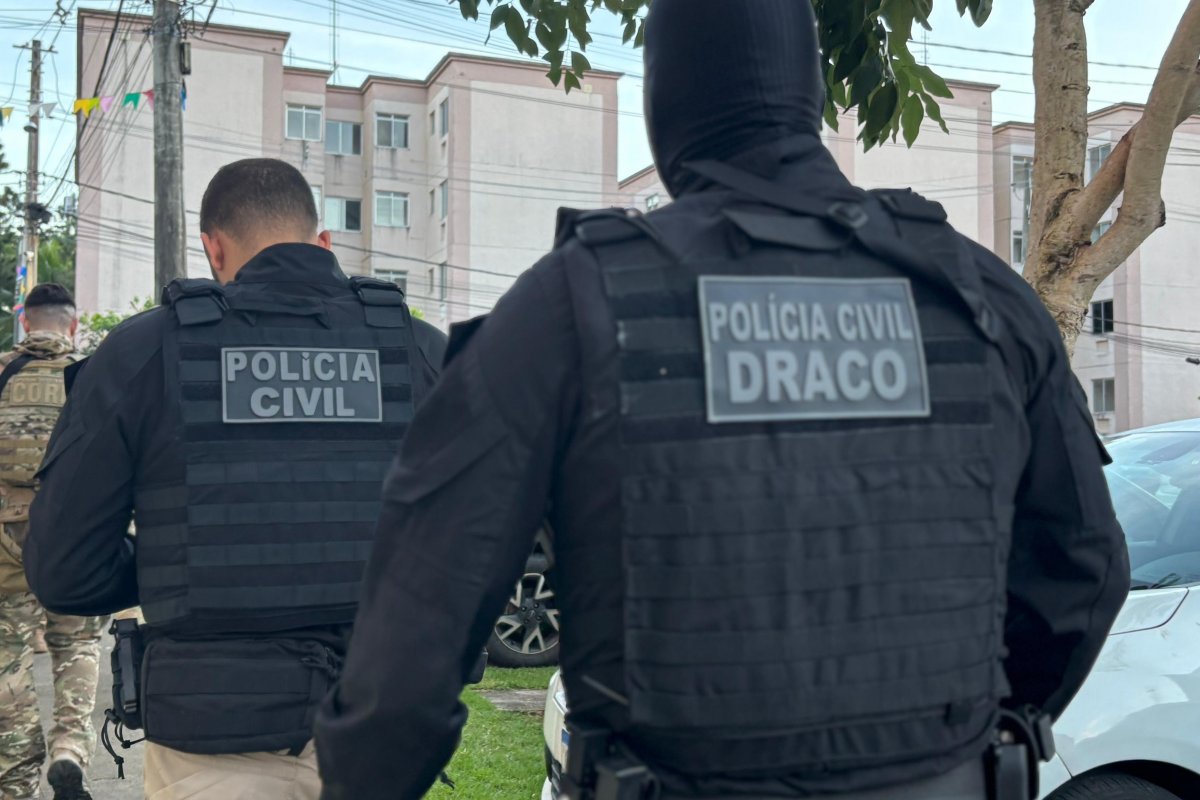 Operação cumpre mandados contra grupo criminoso suspeito de tráfico de drogas, armas e lavagem de dinheiro na Bahia