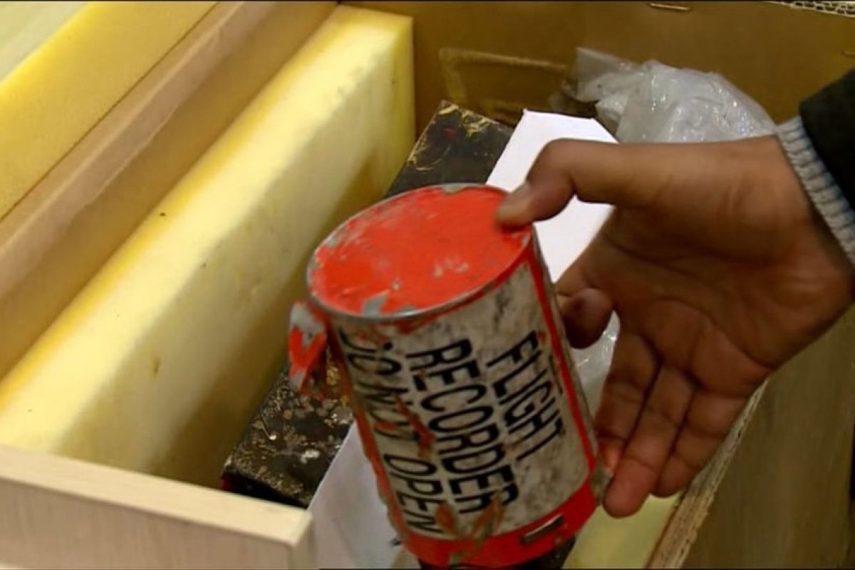 Ministro da Defesa do Irã diz que caixa-preta de avião ucraniano precisa ser reparada