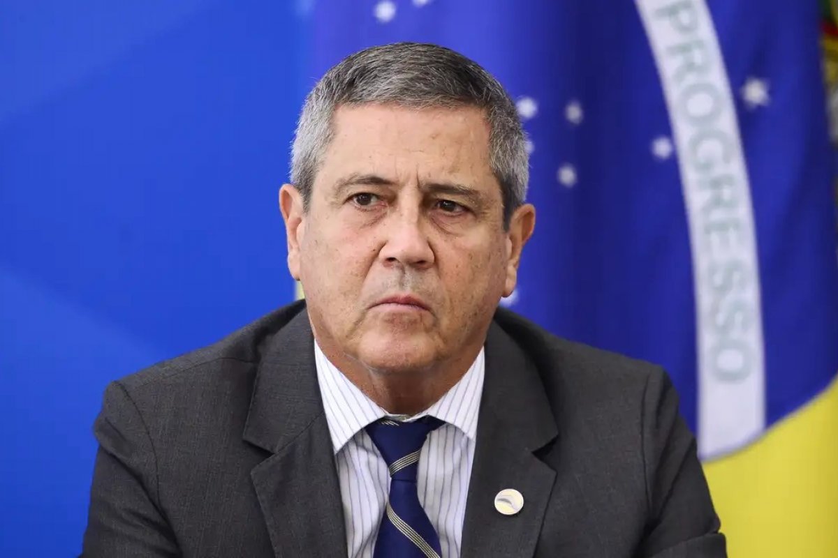 Moraes nega, pela quarta vez, liberdade a Braga Netto e aponta risco à investigação