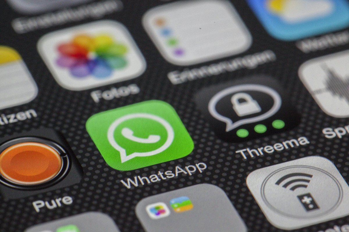 WhatsApp anuncia novas medidas contra golpes, mas não menciona problemas com selo verificado