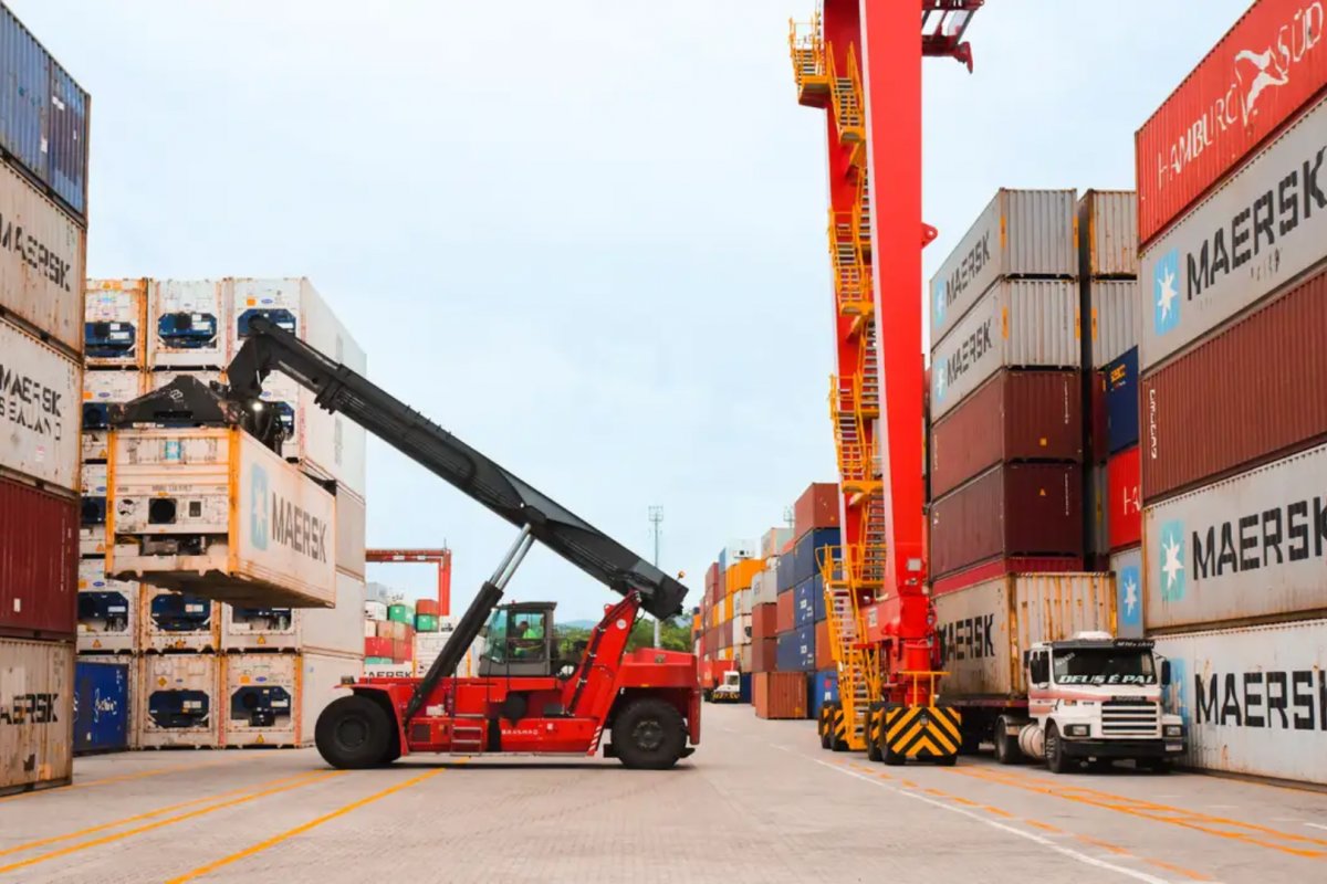 Volume de exportações brasileiras cresce 7,2% em julho, aponta MDIC
