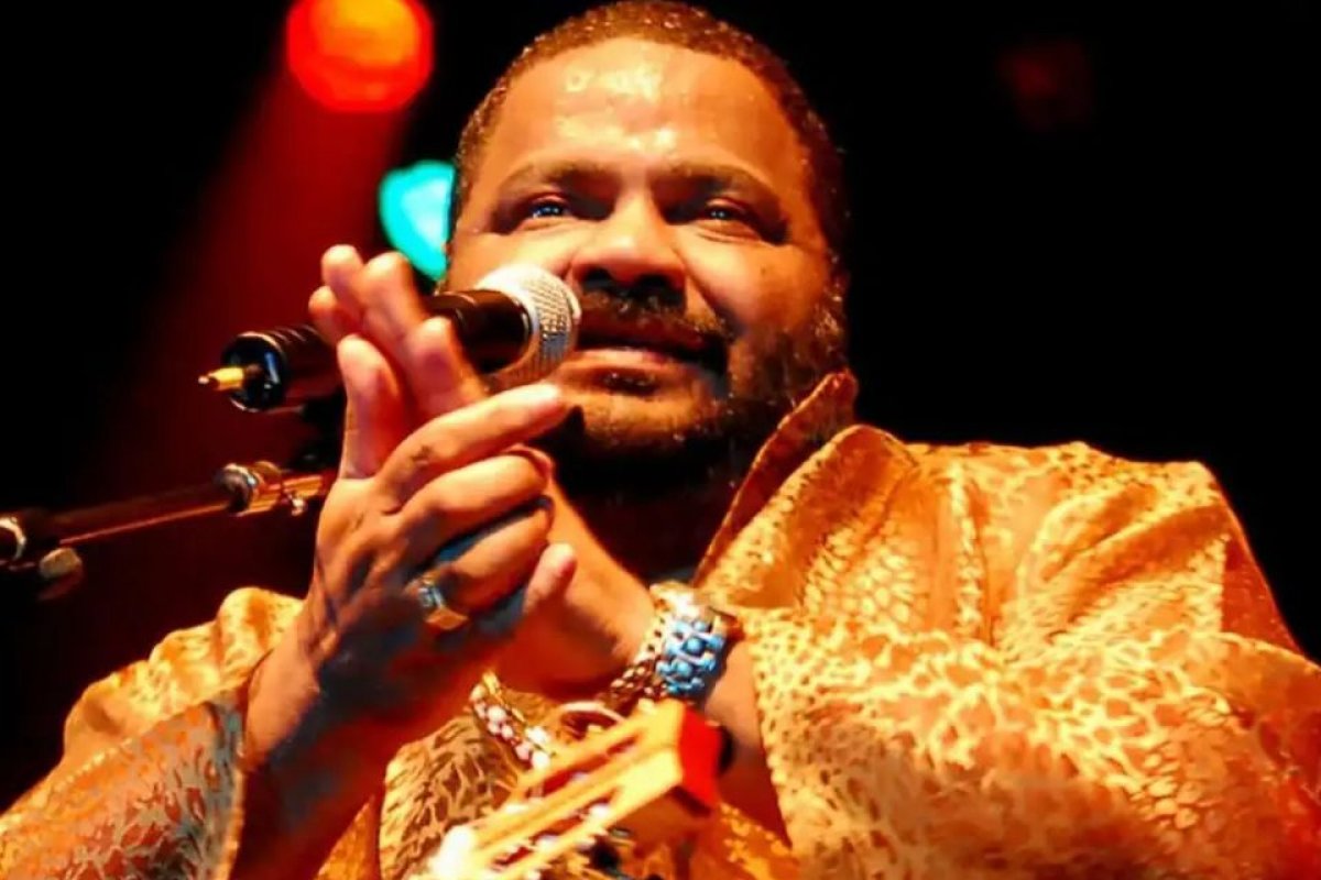 Relembre grandes sucessos de Arlindo Cruz, como 'Meu Lugar' e 'Será Que É Amor'