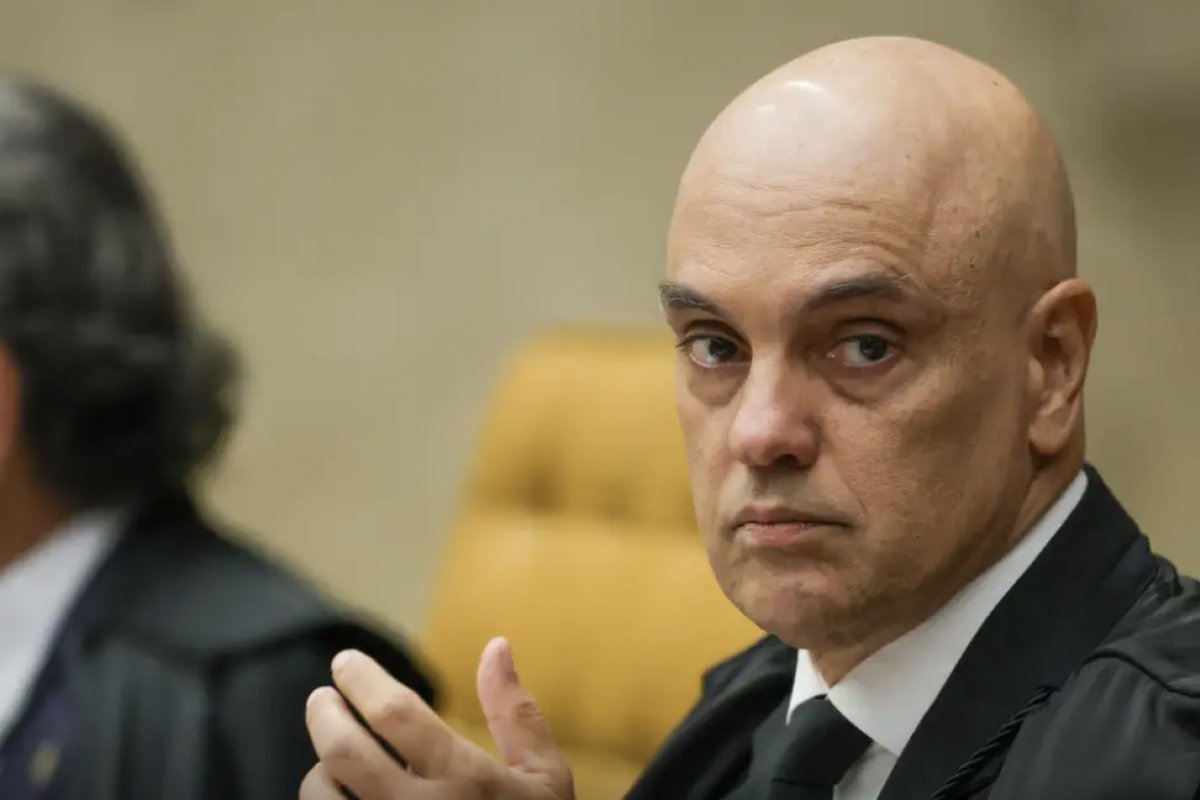 Moraes nega pedido de deputado aliado para visitar Bolsonaro
