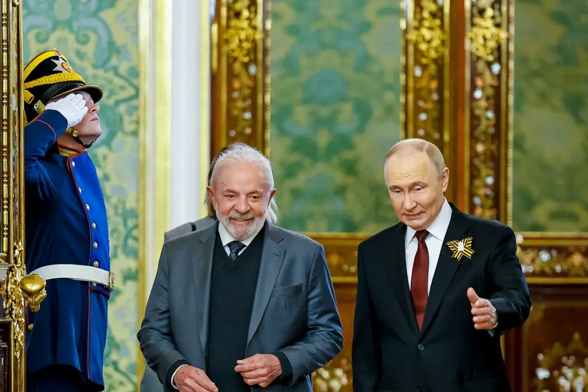 Lula recebe ligação de Putin e trata de paz na guerra da Ucrânia